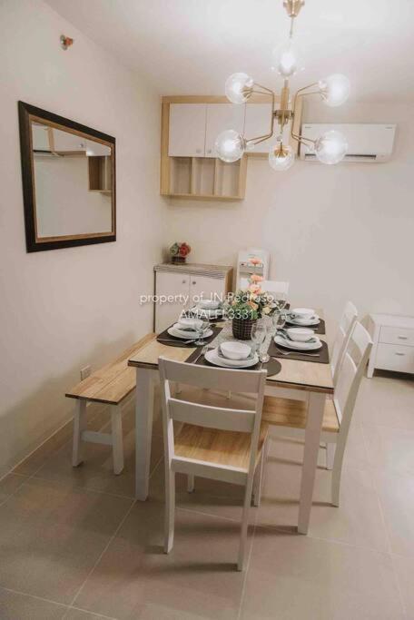 Work-Friendly Mountain-View Condo Near Sm Seaside Cebu Exterior foto